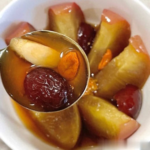 恒牛网 跟着妈妈吃蒸苹果，连吃30天气色好、睡眠香，惊喜不断！