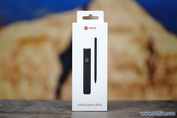 联想moto首款大折叠手机！moto razr fold图赏